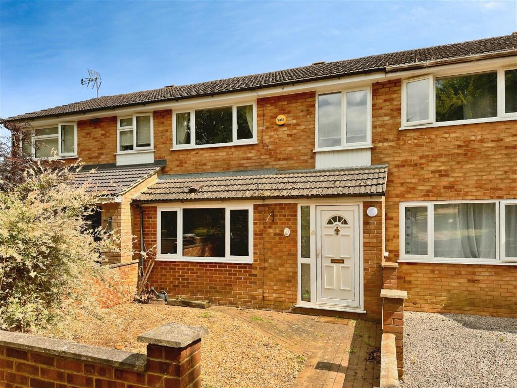 Main image of property: Roxburgh Way, Bletchley, Milton Keynes MK3 7NZ