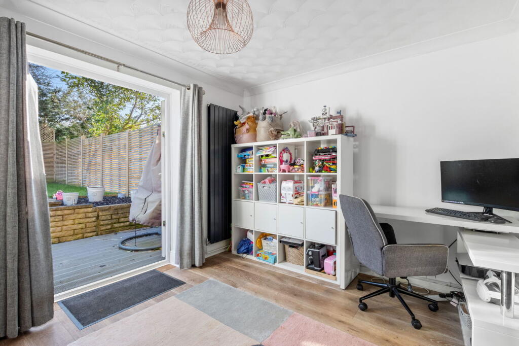Additional property image - Moorlands,Welwyn Garden City,AL7 4PY