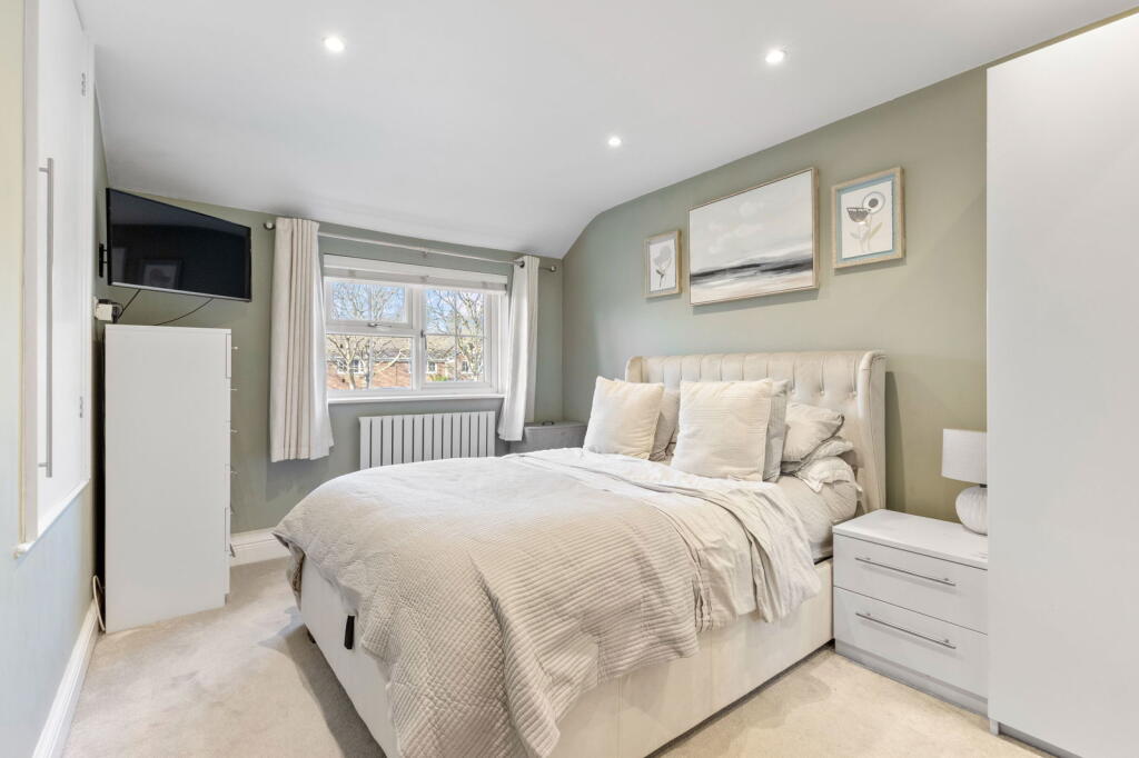Additional property image - Moorlands,Welwyn Garden City,AL7 4PY