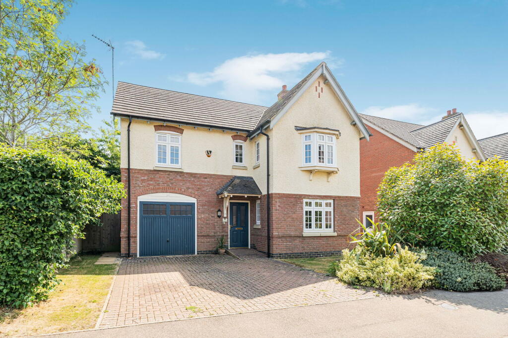 Main image of property: Clock Meadow, Byfield, Daventry, NN11 6LP