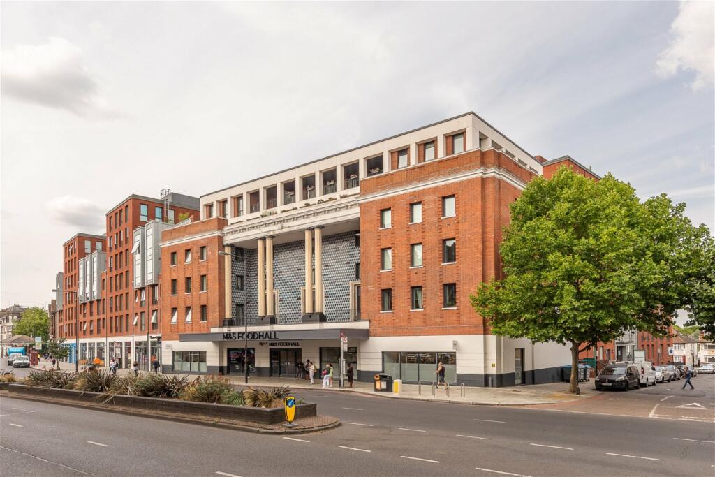 2 bedroom apartment for sale in Gaumont Place, Streatham Hill SW2
