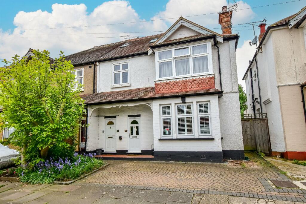 2 bedroom flat for sale in Radnor Road, Harrow, HA1 1SA, HA1
