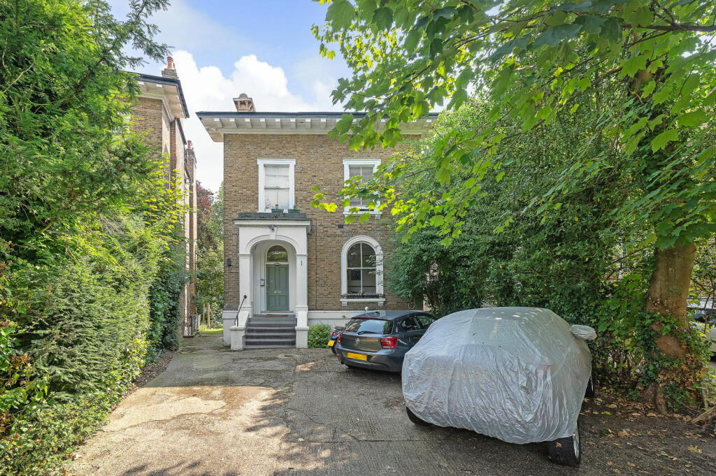 Main image of property: The Waldrons, Croydon, CR0