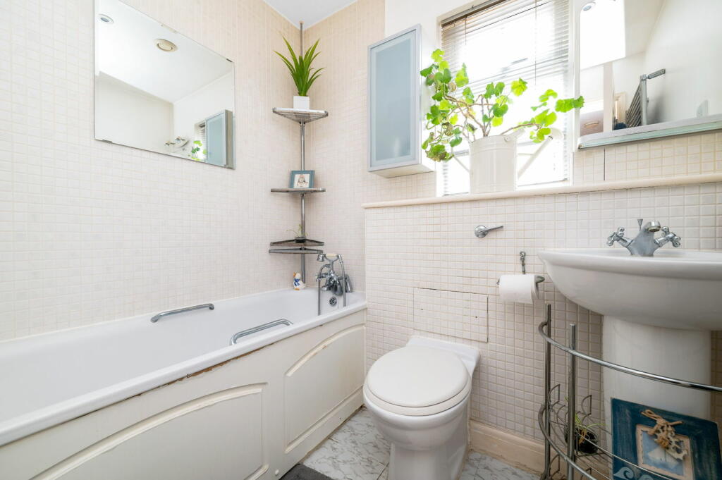 Additional property image - Williams Way, Dartford, DA2 7WF