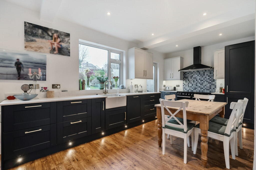 Additional property image - Sandhurst Road, Orpington, BR6 9HN