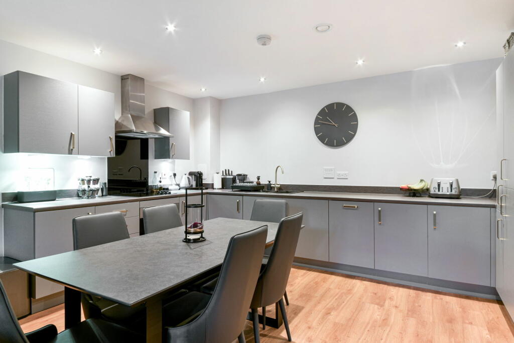 Additional property image - Iron Railway Close, Coulsdon, Surrey, CR5 3LF