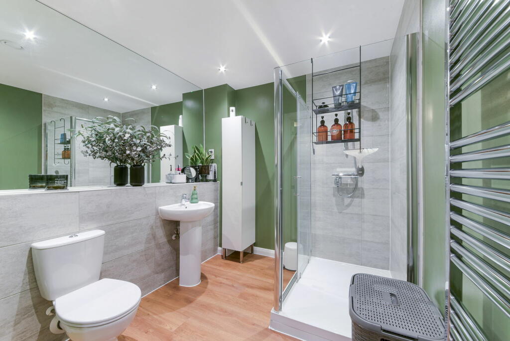 Additional property image - Iron Railway Close, Coulsdon, Surrey, CR5 3LF