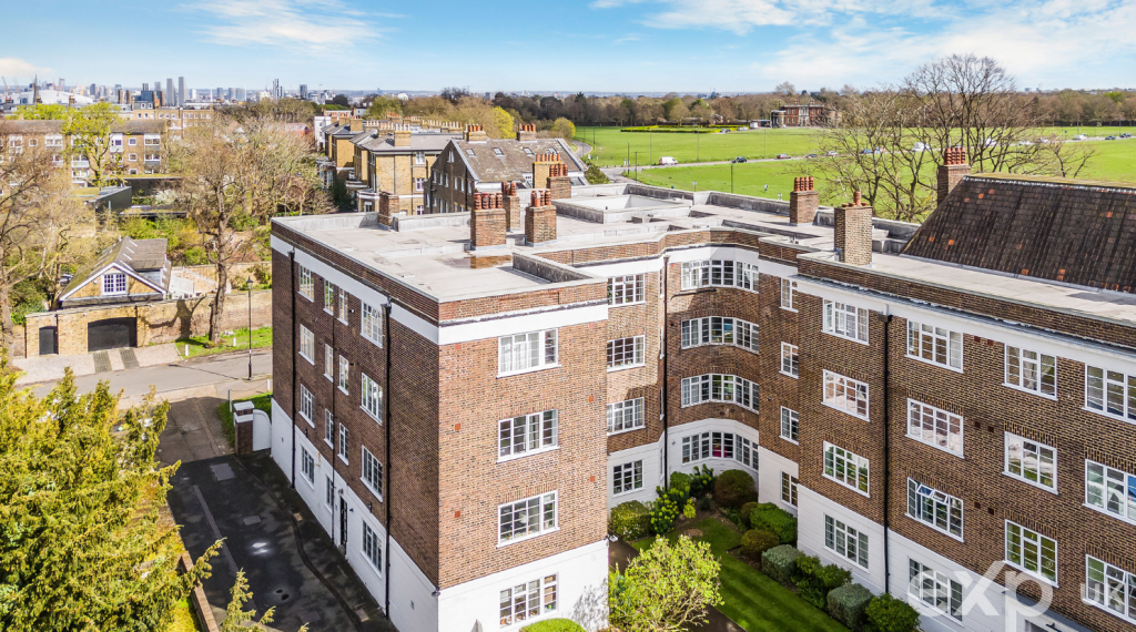 1 bedroom flat for sale in Dartmouth Court, SE10 8AT, SE10