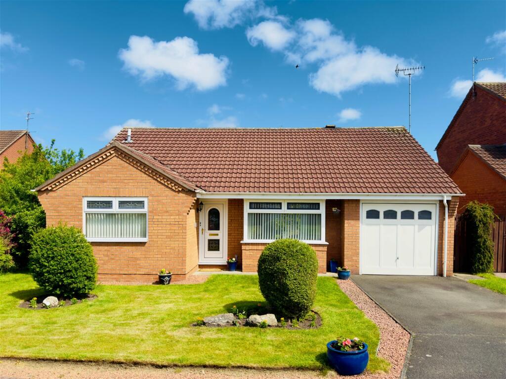 3 bedroom detached bungalow for sale in Dunsdale Drive, Cramlington