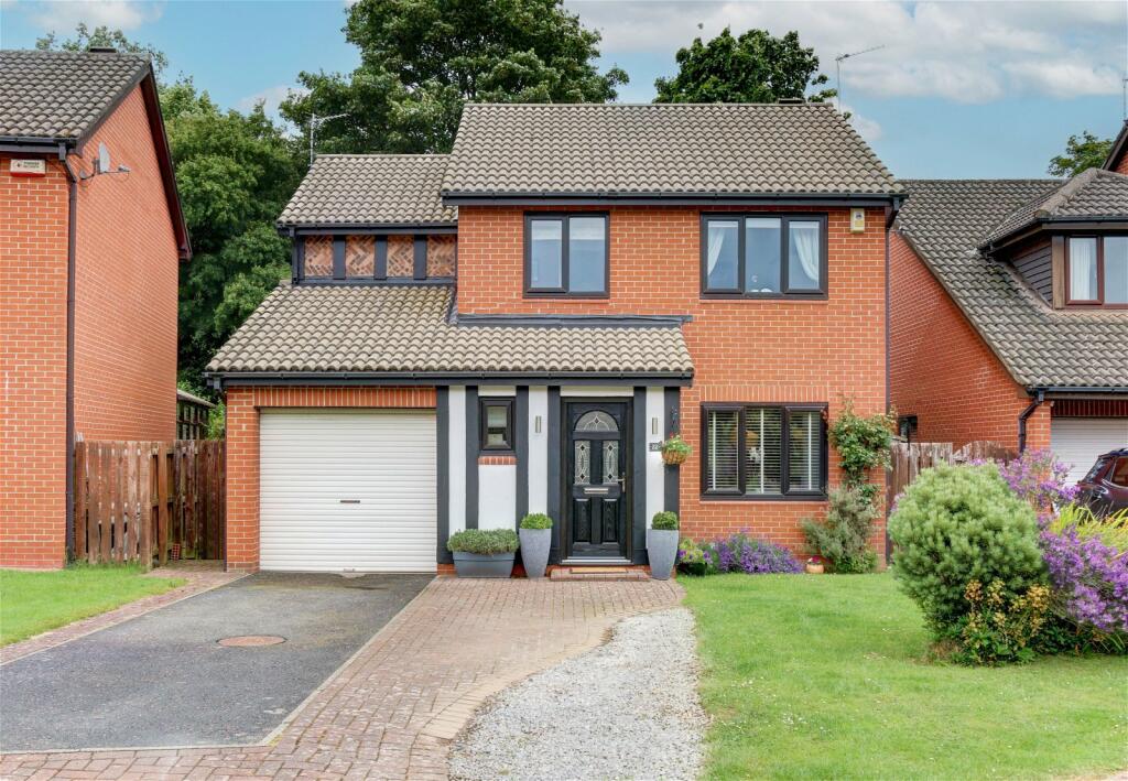 4 bedroom detached house for sale in Emily Davison Avenue, Morpeth