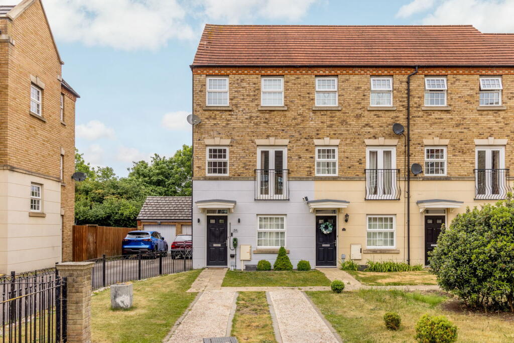 Main image of property: Squirrel Chase, Witham St. Hughs, Lincoln, LN6 9UX