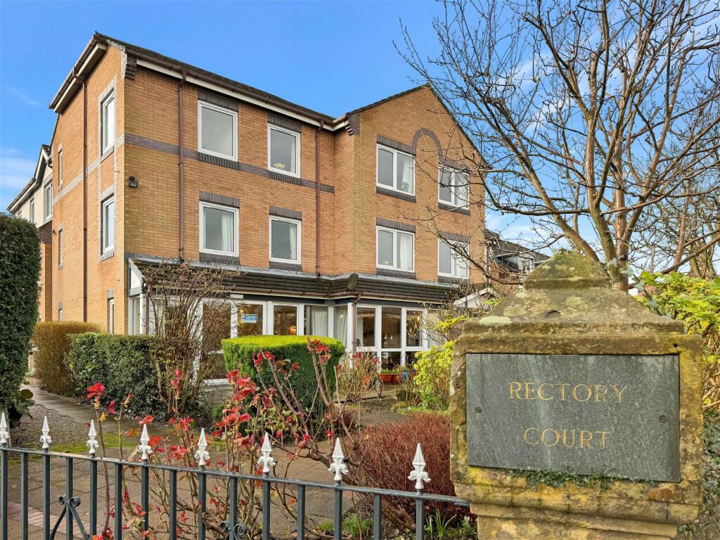 1 bedroom ground floor flat for sale in Ground Floor Over 60s Apartment