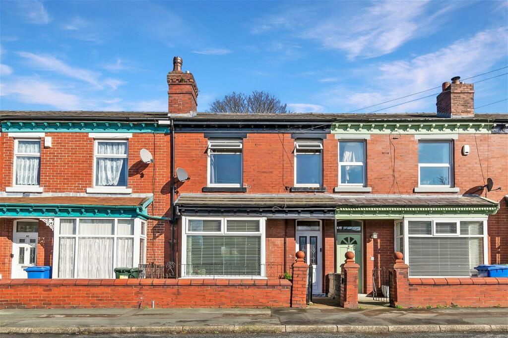 2 bedroom terraced house for sale in Regent Road, Chorley, PR7 2TL, PR7