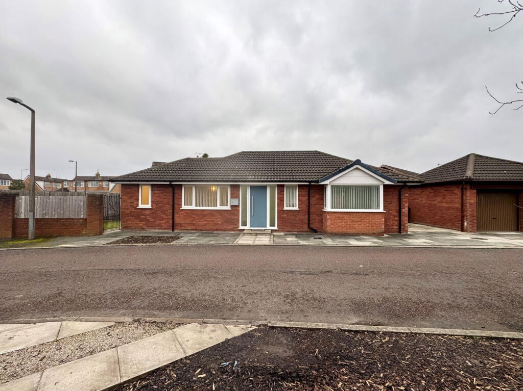 Main image of property: Southfield Gardens, Much Hoole, Preston, PR4 4HQ