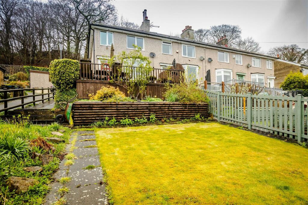 3 bedroom semidetached house for sale in 12 Parkfield Drive, Triangle, HX6