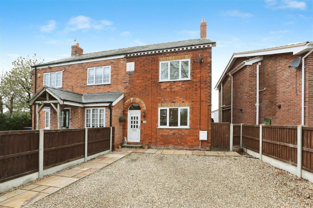 3 bedroom semidetached house for sale in Spacious period home, Swanlow