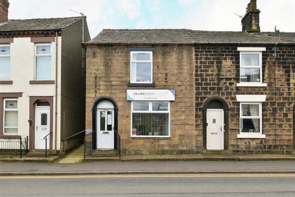 2 bedroom end of terrace house for sale in Bolton Road, Adlington
