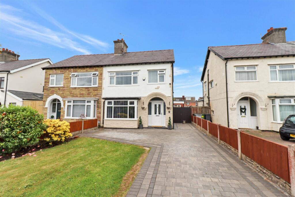 5 bedroom semidetached house for sale in Eastham Rake, Eastham, CH62