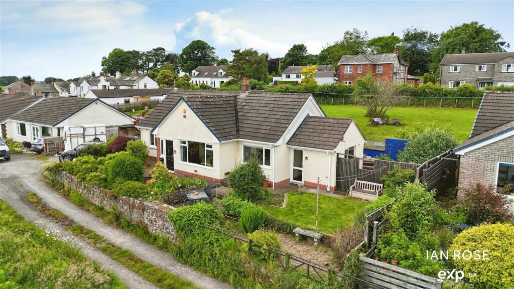 3 bedroom detached bungalow for sale in Aspatria, Wigton, CA7 3QG, CA7