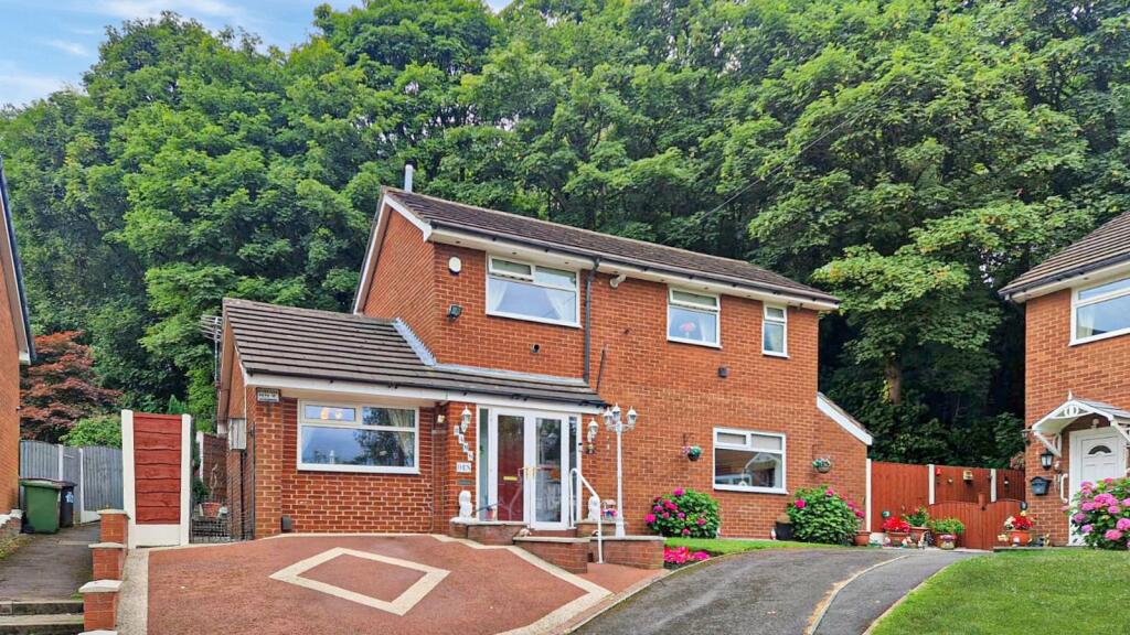 3 bedroom detached house for sale in Riverside Drive, Stoneclough M26