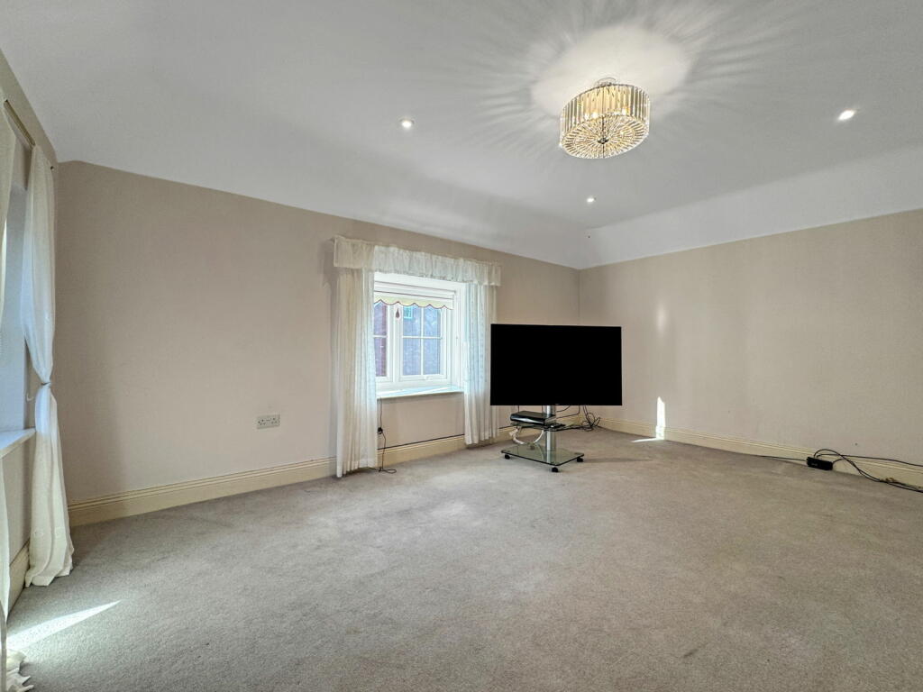 Additional property image - Oak Park, Brampton, CA8 1TP