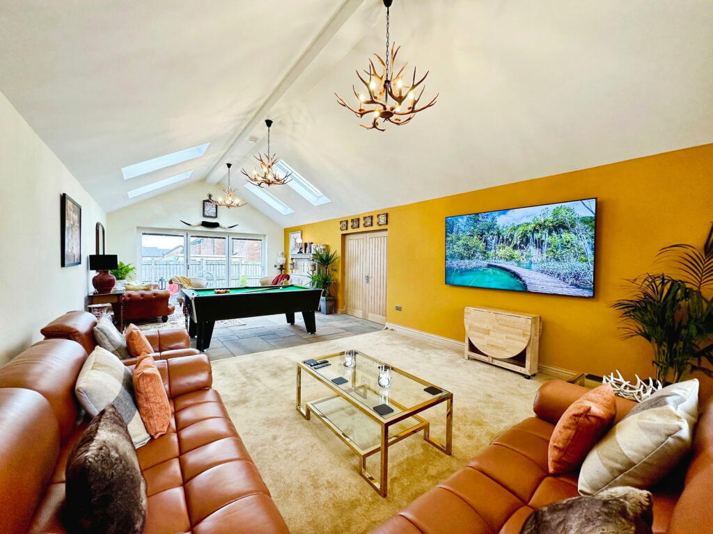 Additional property image - Peter Lane, Carlisle, CA2 6BZ
