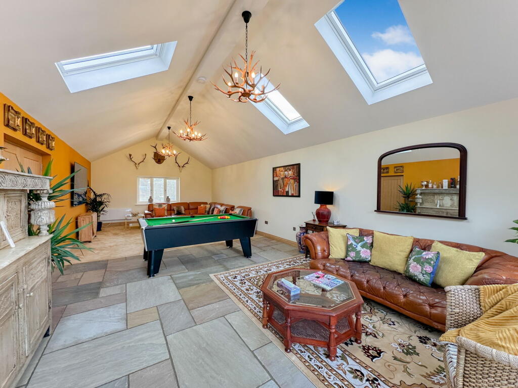Additional property image - Peter Lane, Carlisle, CA2 6BZ