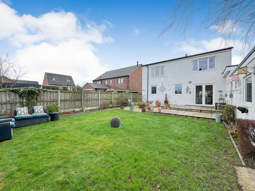 Additional property image - Peter Lane, Carlisle, CA2 6BZ