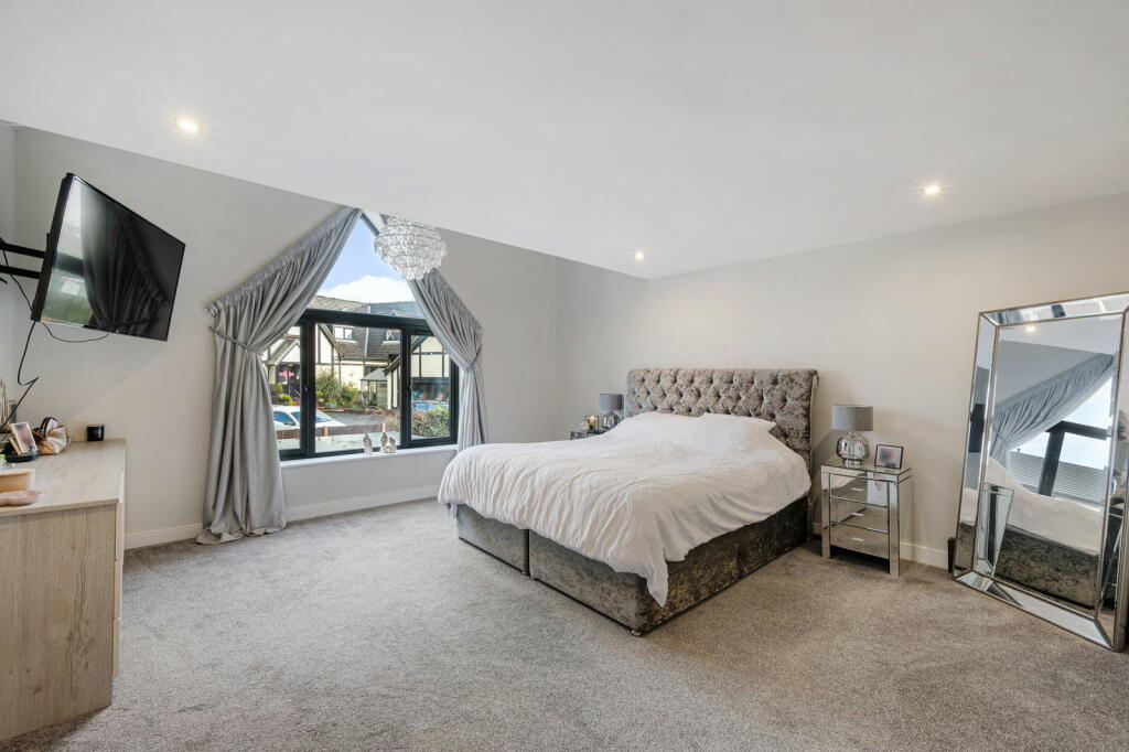 Additional property image - Manchester Road, Blackrod, Greater Manchester, BL6