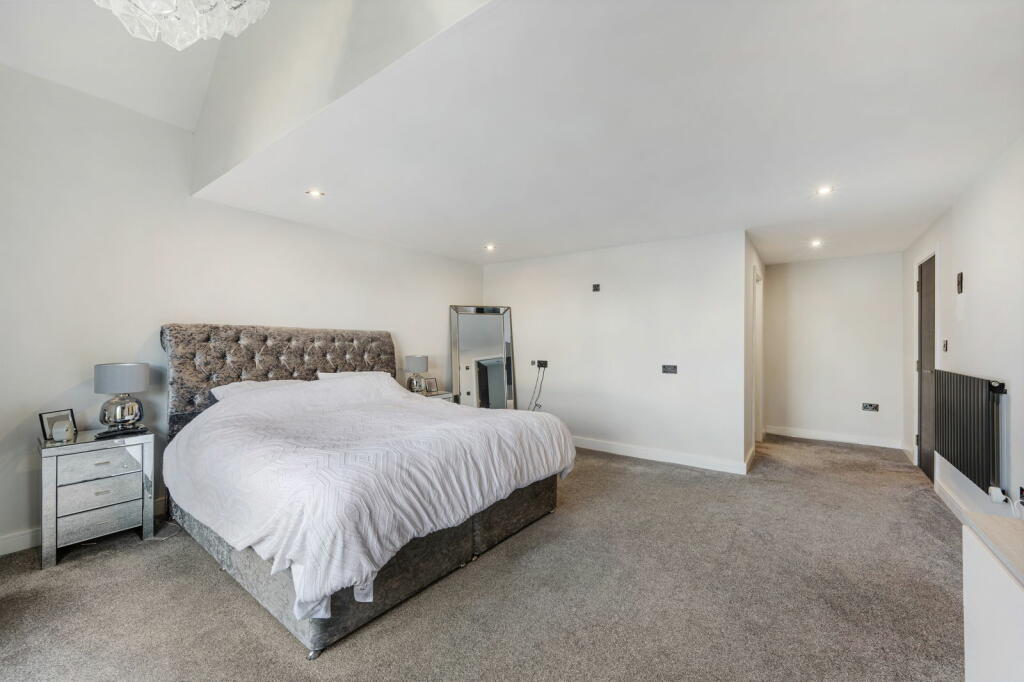Additional property image - Manchester Road, Blackrod, Greater Manchester, BL6