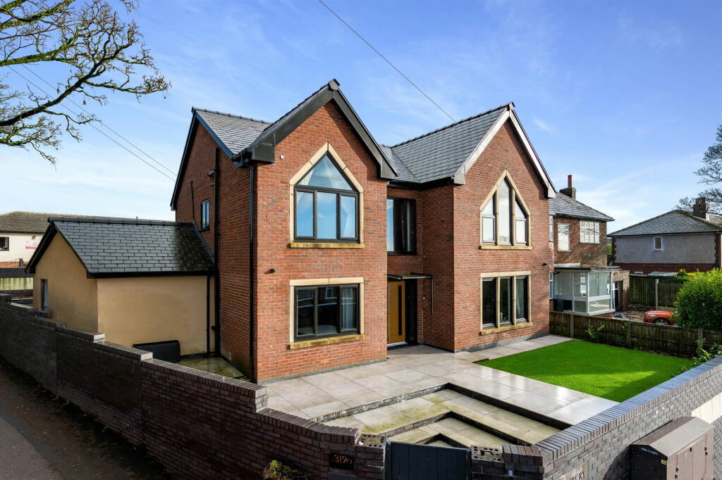 Additional property image - Manchester Road, Blackrod, Greater Manchester, BL6