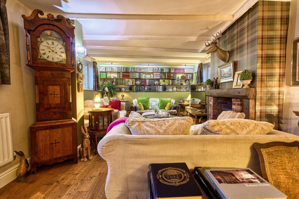 Additional property image - Old Wrexham Road, Chester, Cheshire, CH4 7HS
