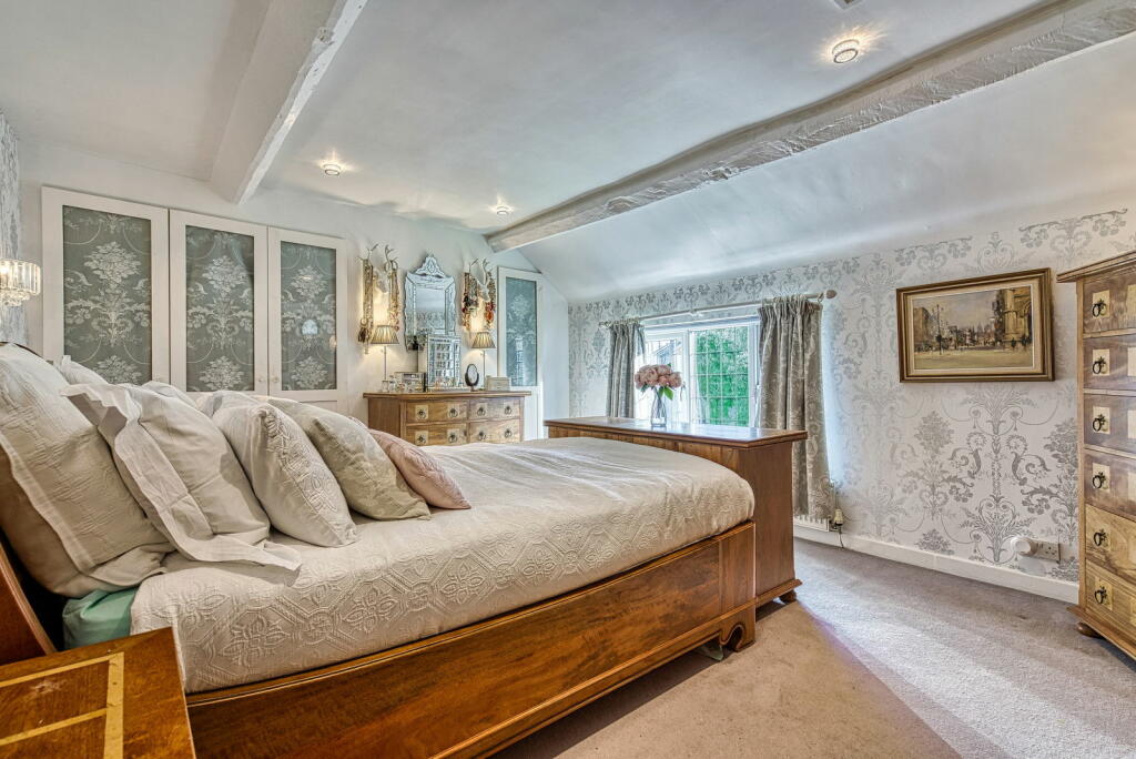 Additional property image - Old Wrexham Road, Chester, Cheshire, CH4 7HS