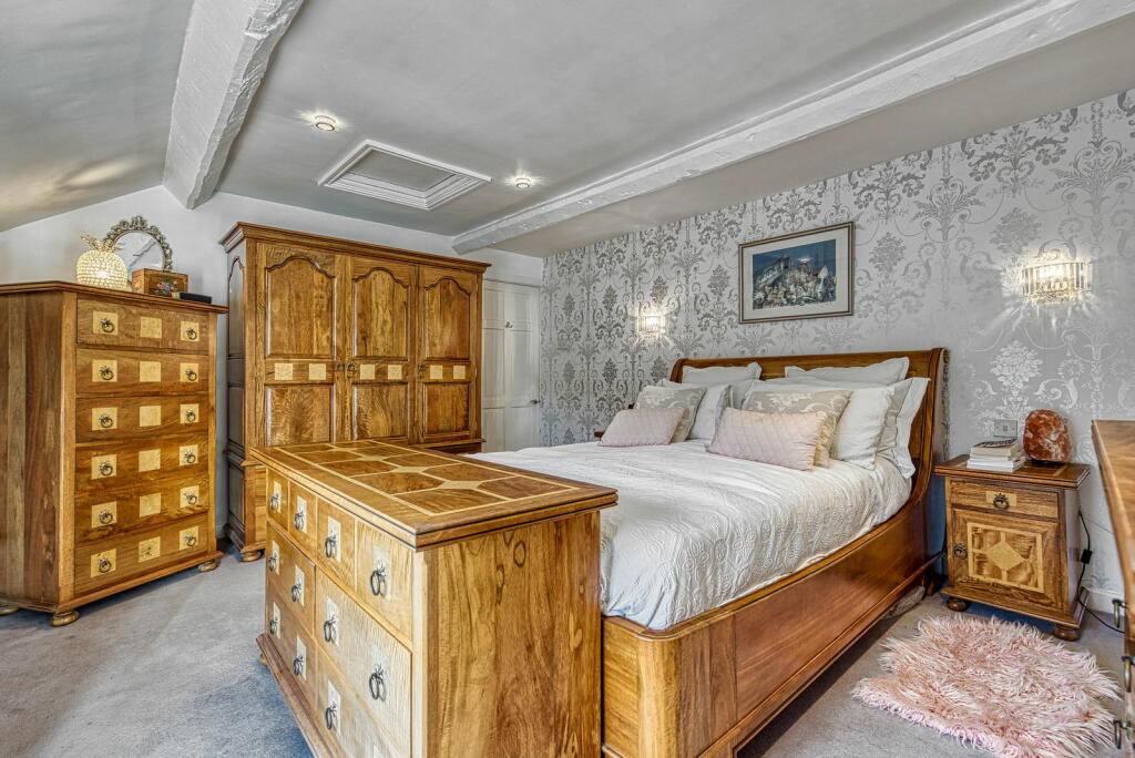 Additional property image - Old Wrexham Road, Chester, Cheshire, CH4 7HS