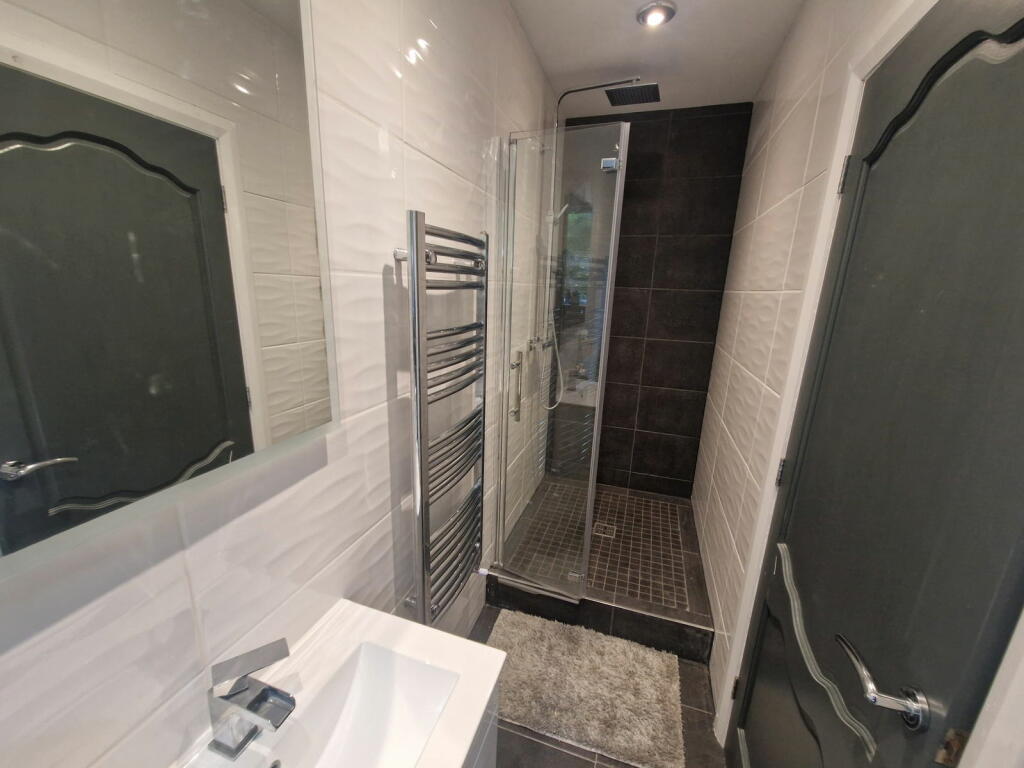 Additional property image - Pendennis Avenue, Lostock, BL6 4RS