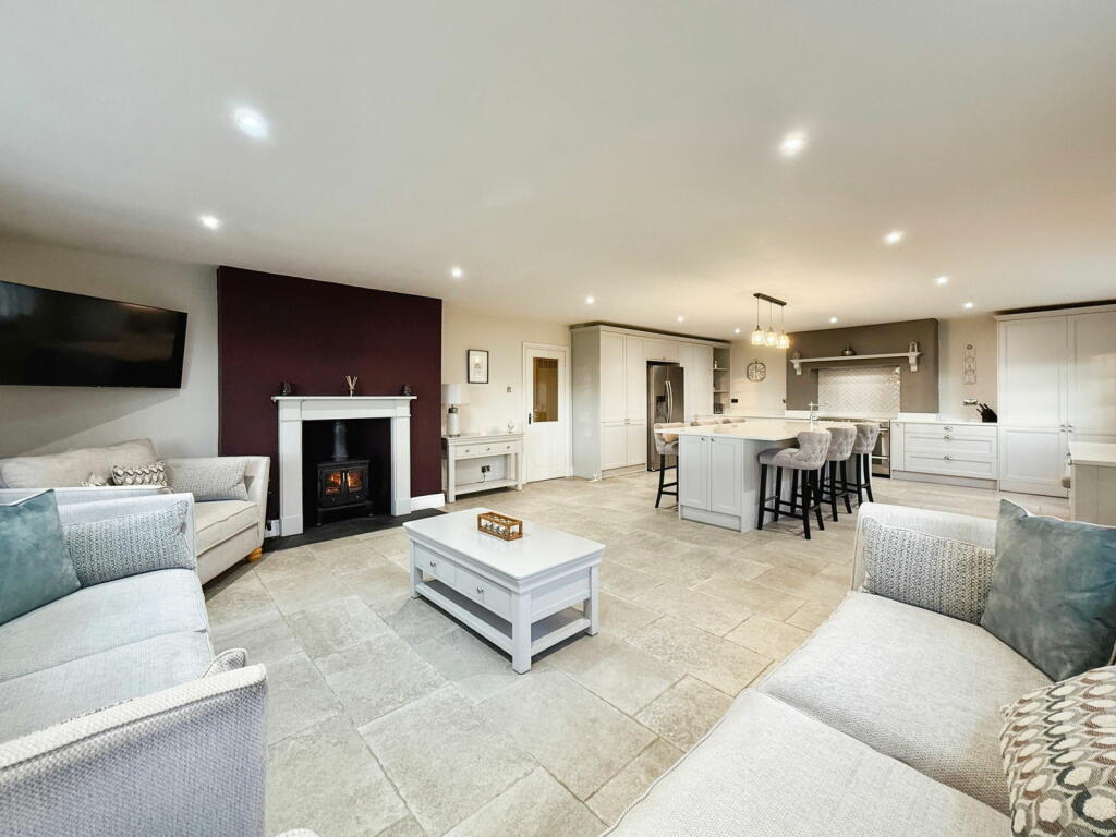 Additional property image - Timberwell, Crosby-on-Eden, Carlisle, CA6 4QX