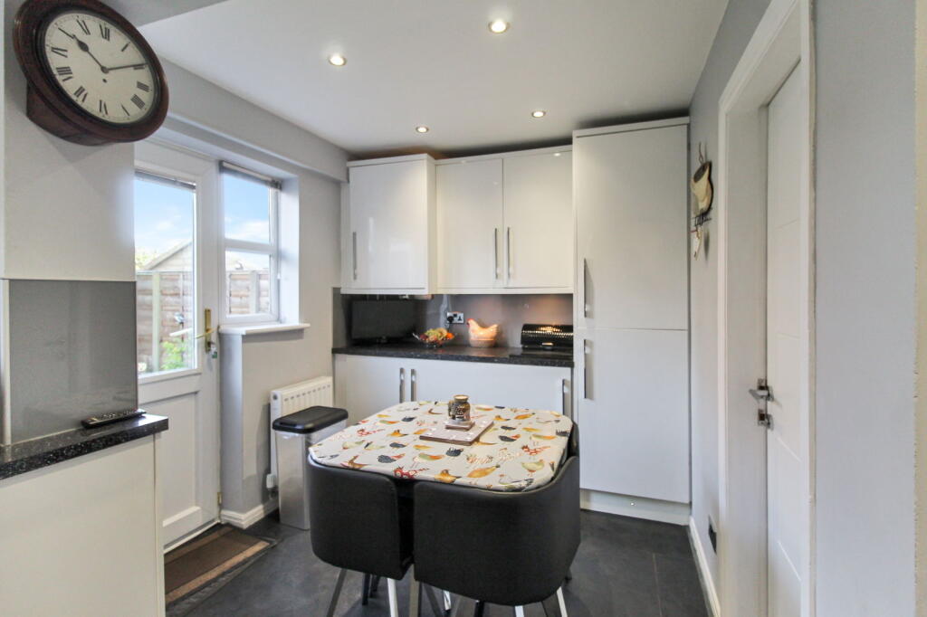 Additional property image - Lochmaben Close, Holmes Chapel