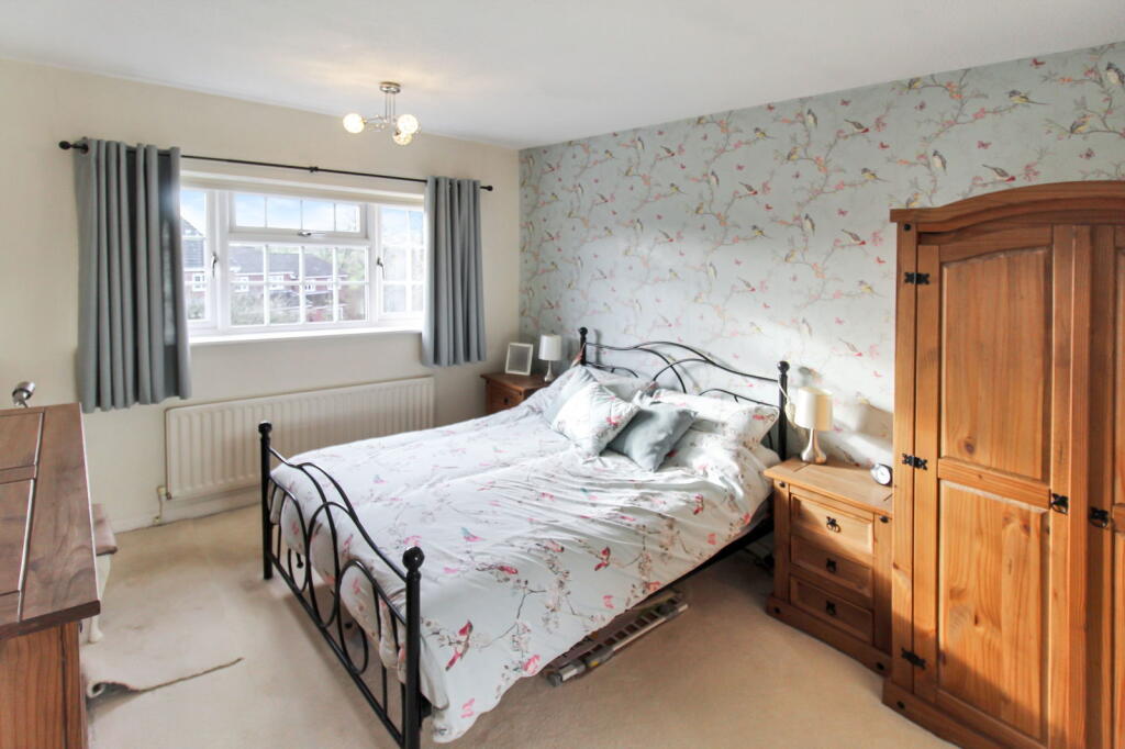 Additional property image - Lochmaben Close, Holmes Chapel