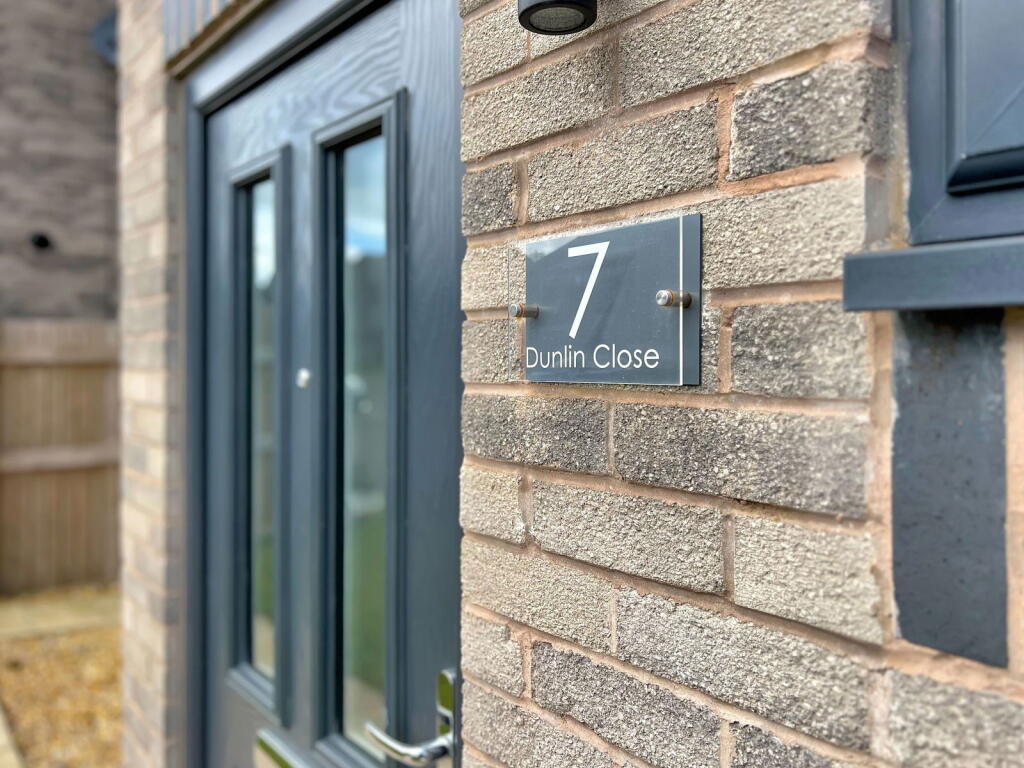Additional property image - Dunlin Close, Carlisle, Cumbria, CA2 7FJ