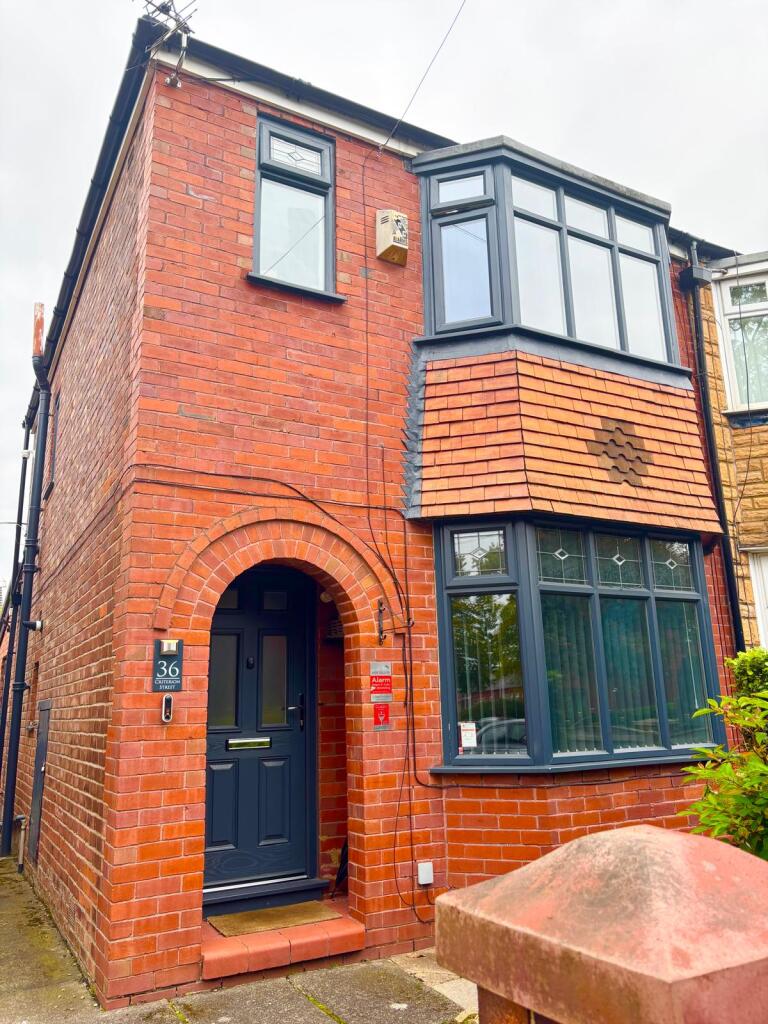 3 bedroom semi-detached house