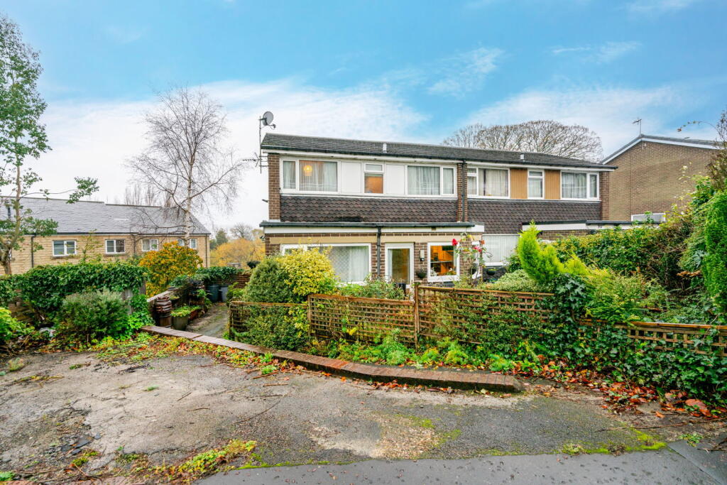 5 bedroom semi-detached house