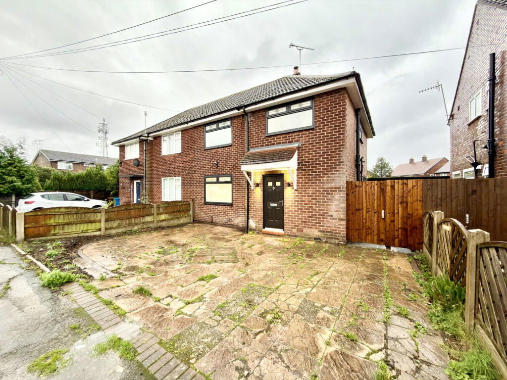 Main image of property: Watermeetings Lane, Romiley, Stockport, SK6 4HJ