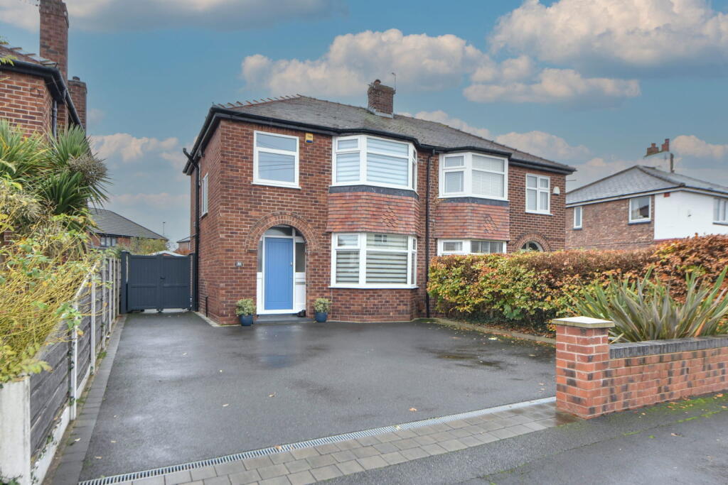 Main image of property: Oaklea Road, Sale, M33 5HA