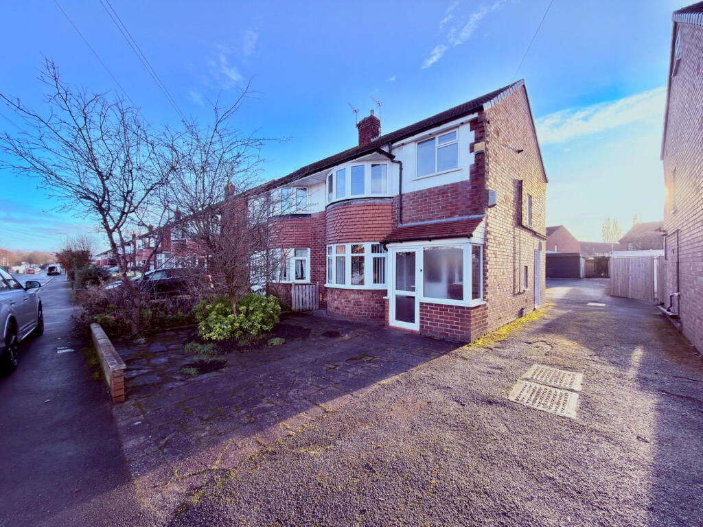 Main image of property: The Fairway, Offerton, Stockport, SK2 5DR