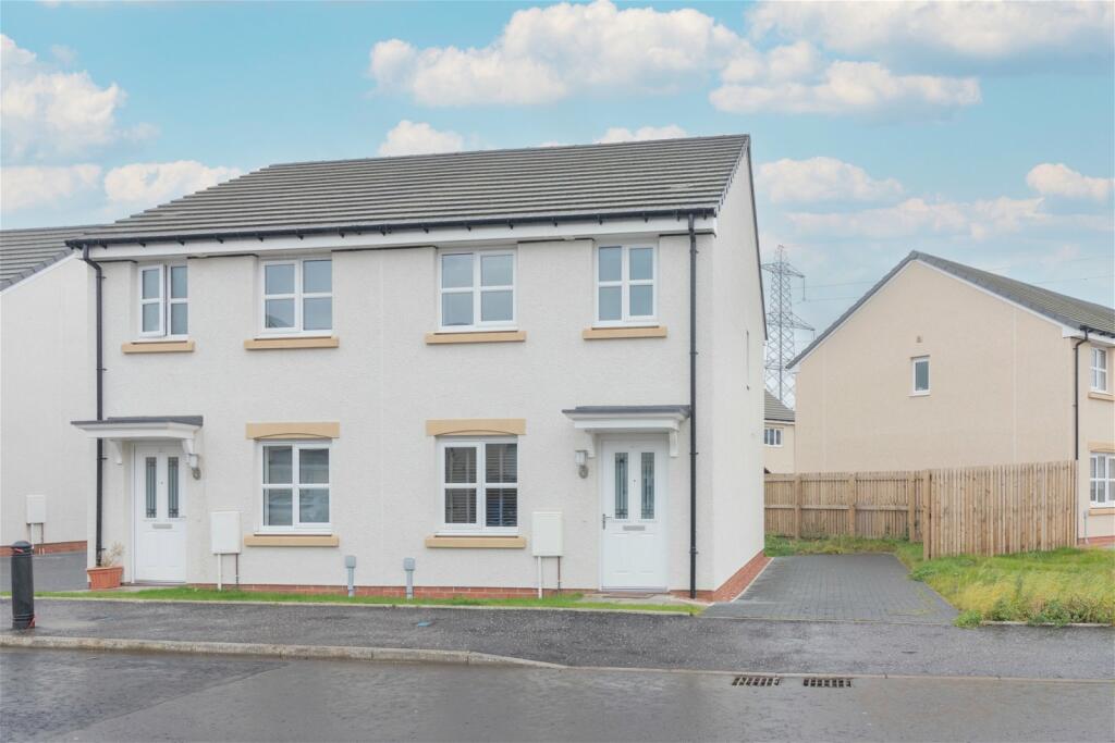 2 bedroom semidetached house for sale in Otter Lane, Newton Farm