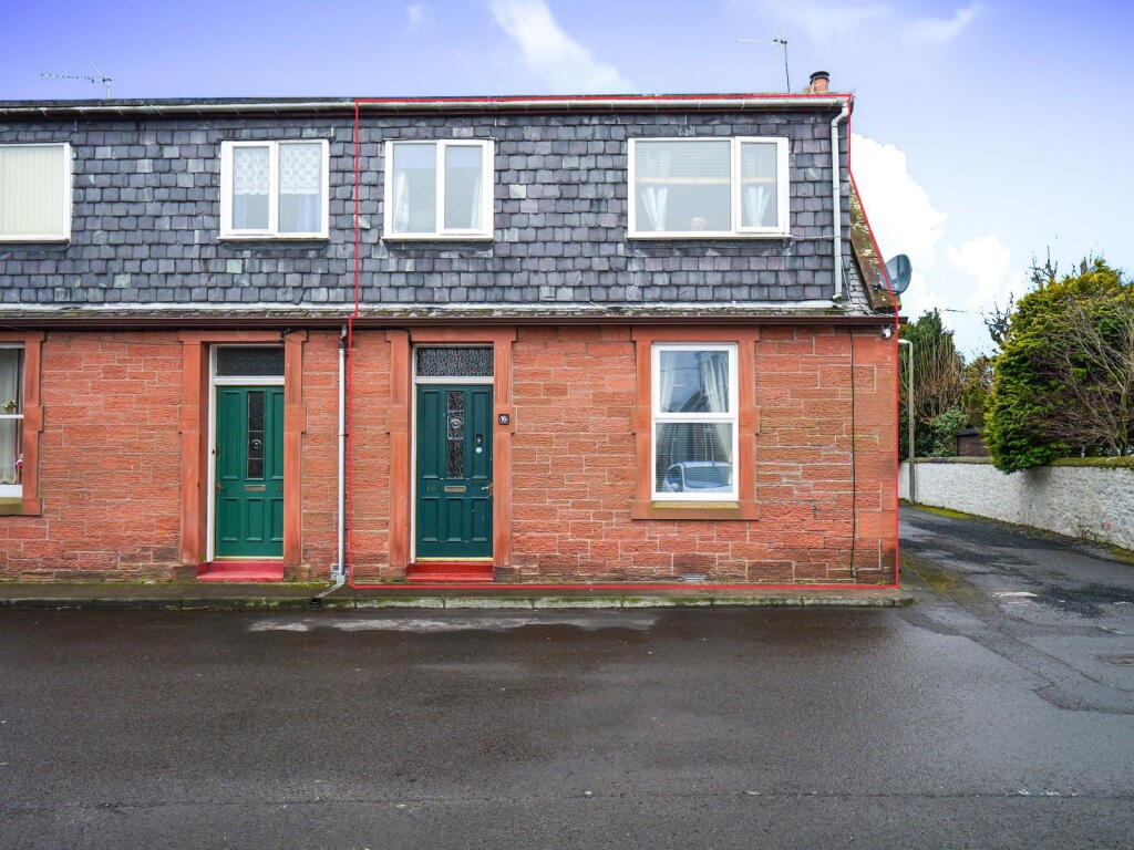 3 bedroom semi-detached house