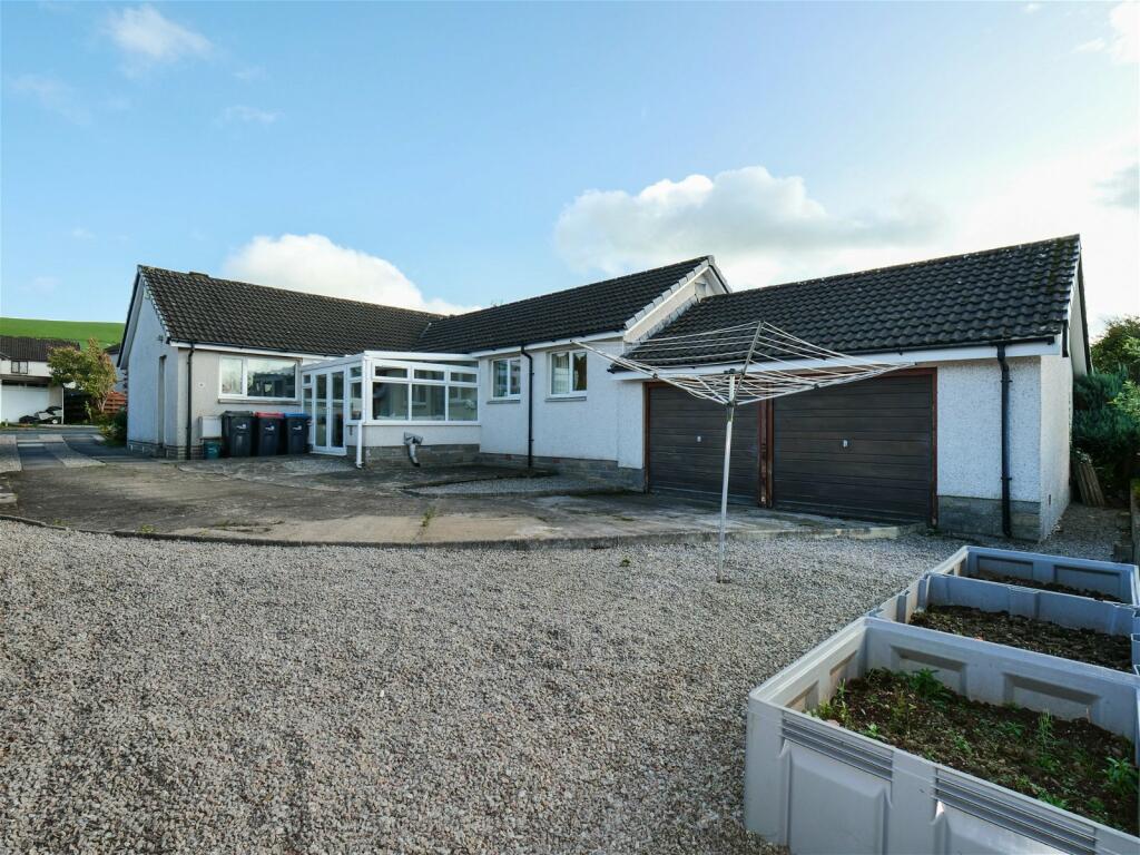 4 bedroom detached bungalow for sale in Haas Lane, Lockerbie, DG11 2QR