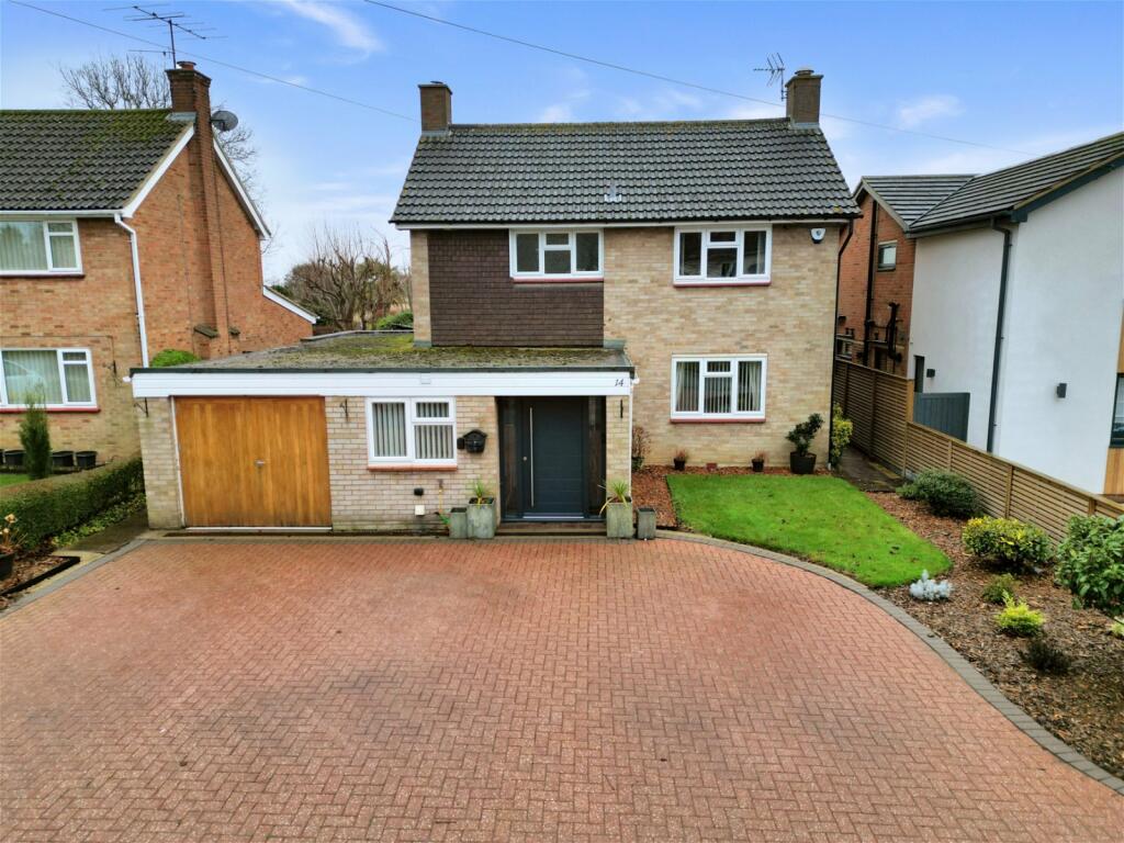 4 bedroom detached house for sale in Caldecote Road, Ickwell