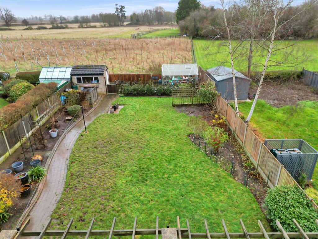 4 bedroom detached house for sale in Caldecote Road, Ickwell