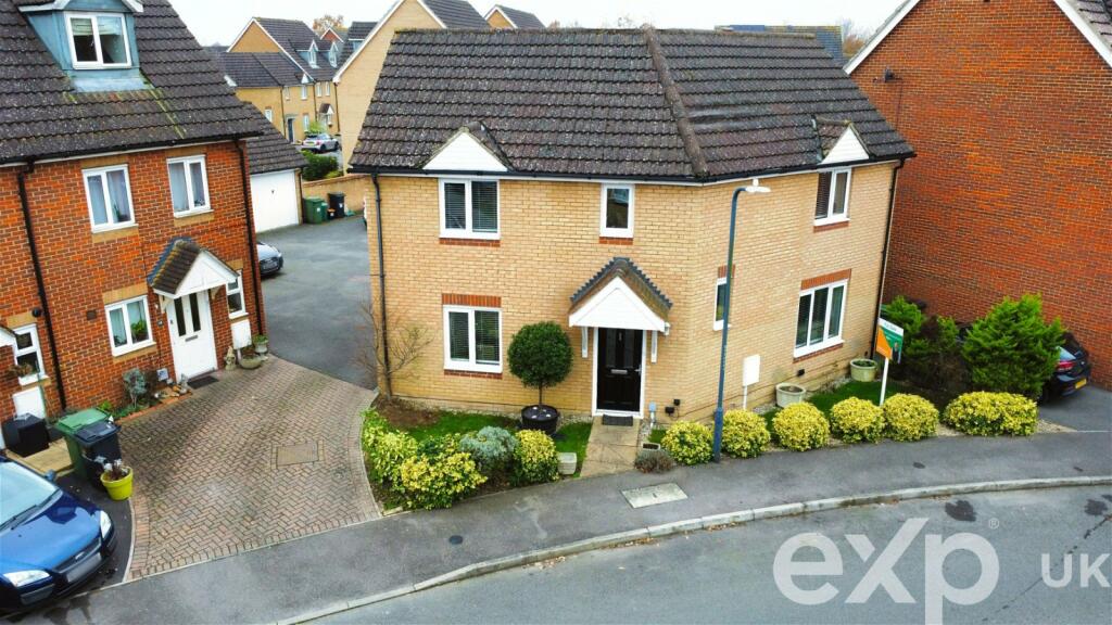 4 bedroom detached house for sale in Thomas Rider Way, Boughton